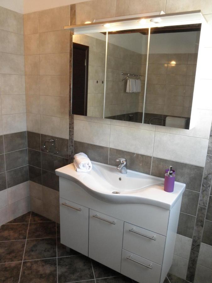 Apartment-Rooms Preka Palit Экстерьер фото