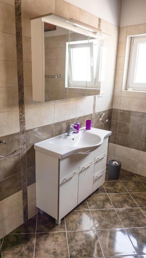 Apartment-Rooms Preka Palit Экстерьер фото