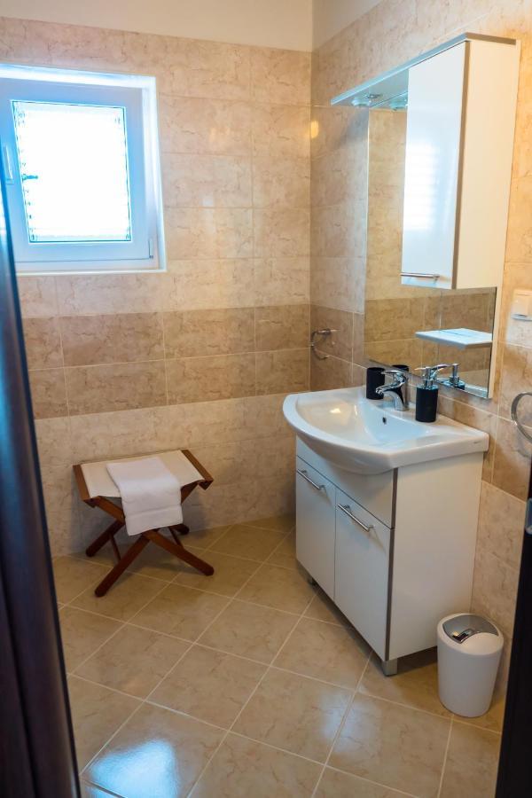 Apartment-Rooms Preka Palit Экстерьер фото